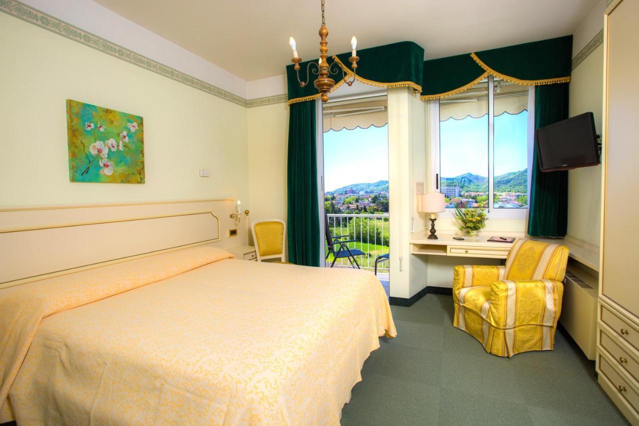 Hotel Abano Astoria Abano Terme Exterior foto